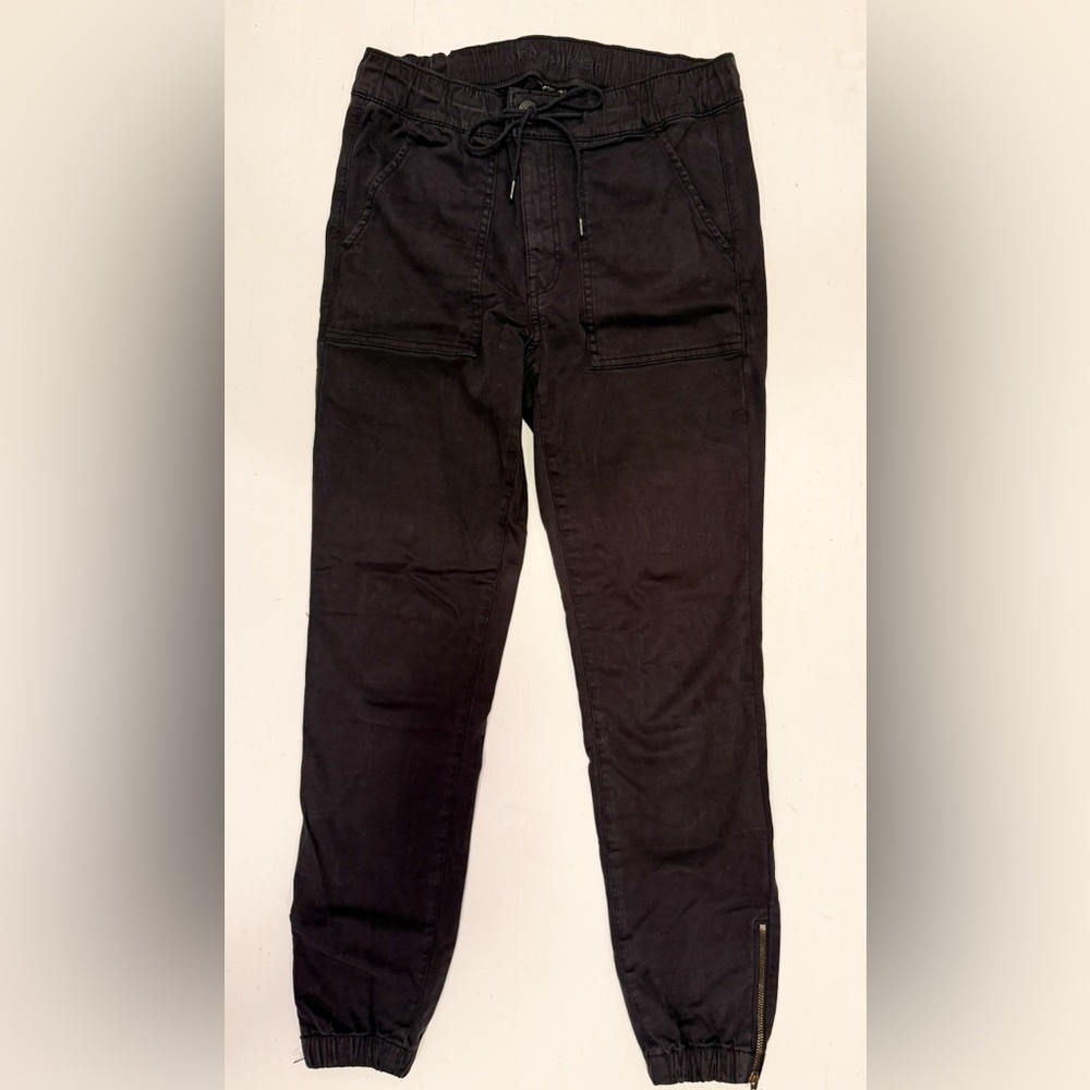 American Eagle Joggers